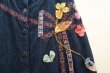 画像13: 70年代 インディゴブルー花刺繍＆花装飾フロントボタンデニムロングスカート (13)