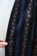 画像12: ブラック×ブルー×ピンクストライプ＆花柄裾レースポケット付きチロルスカート (12)