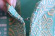 画像15: グリーン×ゴールド×ネイビー刺繍スリットネック長袖ドレス (15)