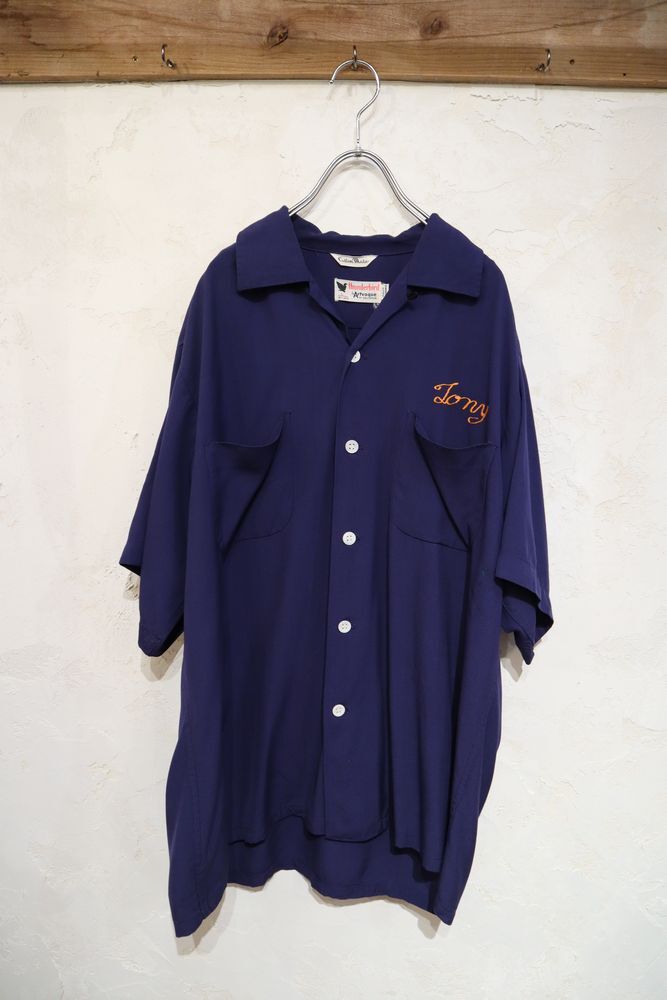 ネイビー×オレンジロゴ刺繍開襟半袖レーヨンシャツ - Ｆｉｚｚ-select 