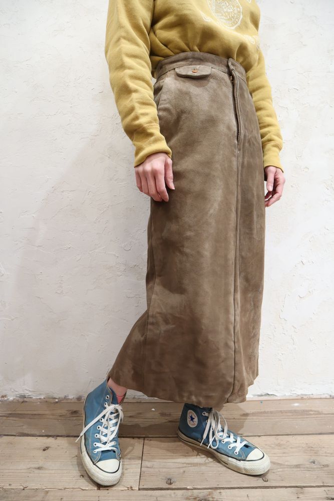 ”Ralph Lauren”ベージュポケット飾りベルト付きストレートスエードスカート