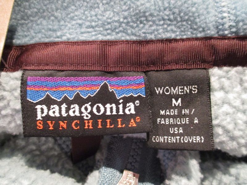 Patagonia”ライトブルー無地ポケットフード付き長袖ボアジャケット