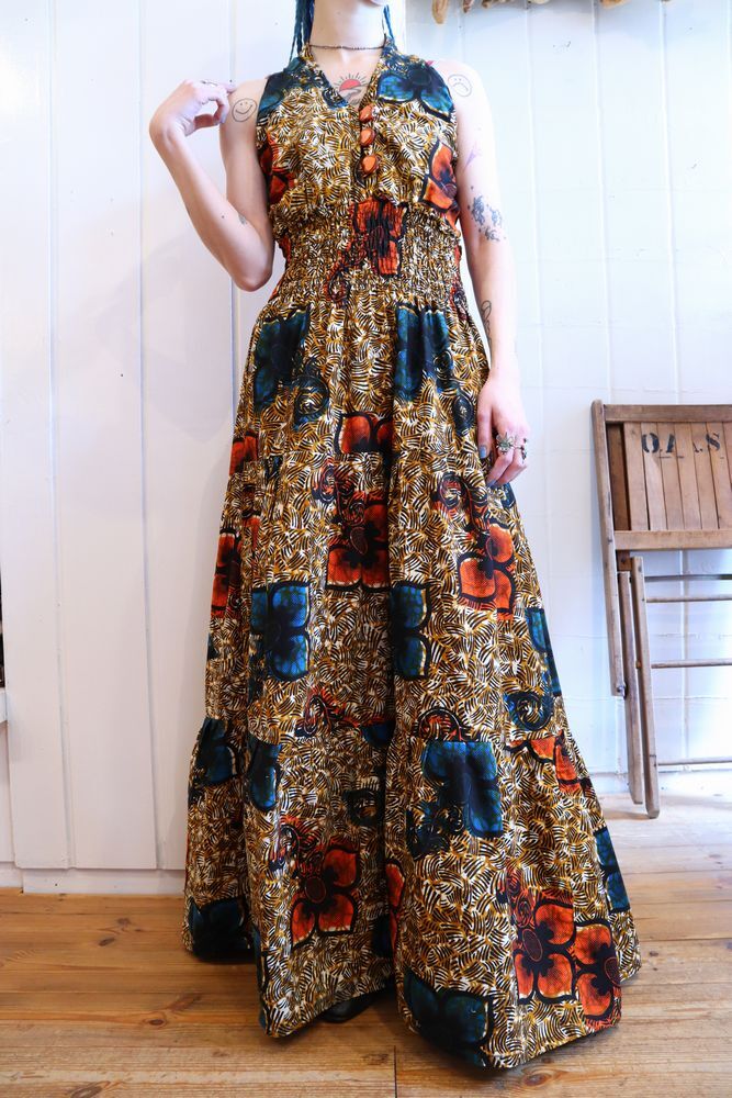 ブラウン×オレンジ×ブルー花柄ハートボタンホルターネックアフリカンバティックドレス - Ｆｉｚｚ-select Lady's vintage  clothing-