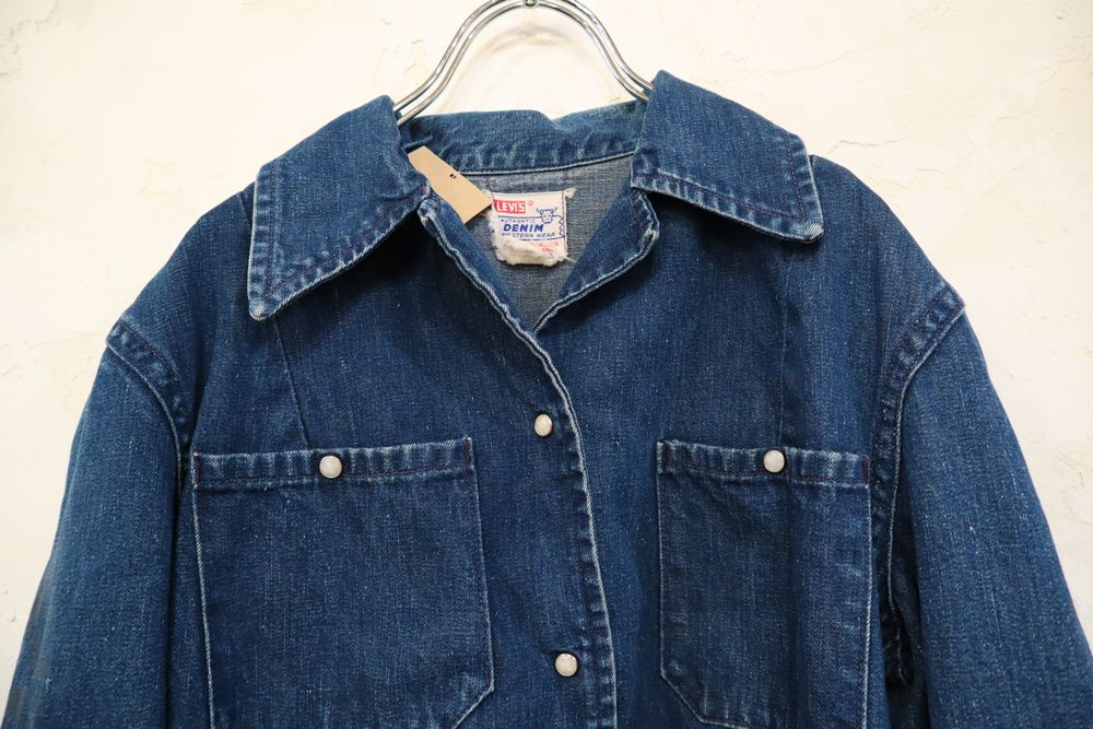 50〜60年代”Levi's”インディゴブルー×カラフルポケット襟付き長袖